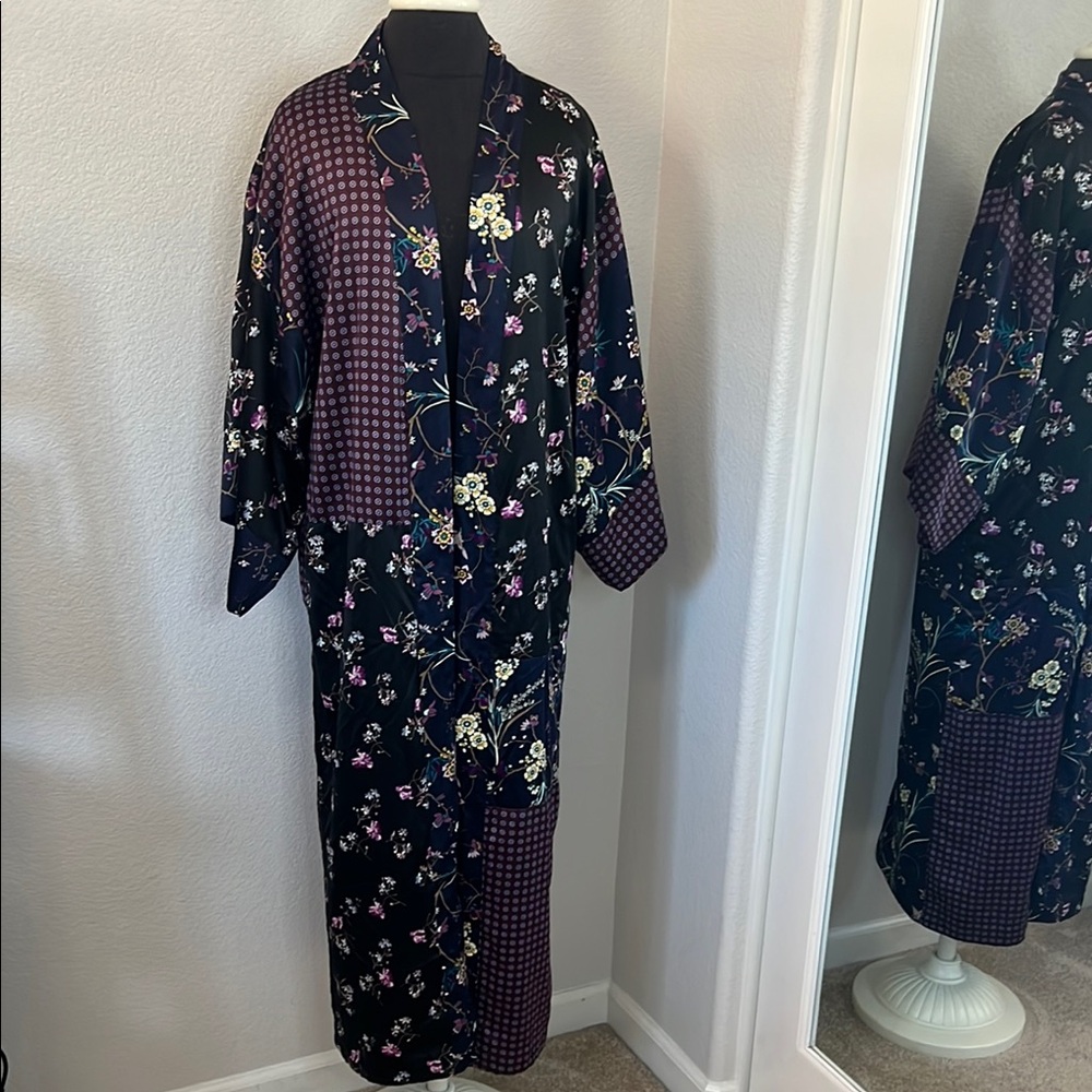 GAP Black & Navy Patchwork Kimono Robe with Purple Accents